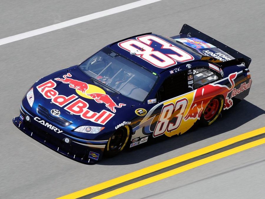  Toyota Camry NASCAR Race Car 2010 года  (фото 4 из 7)